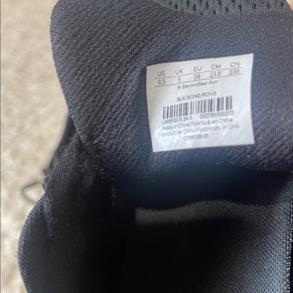 Lululemon Beyondfeel Running Shoes View 4